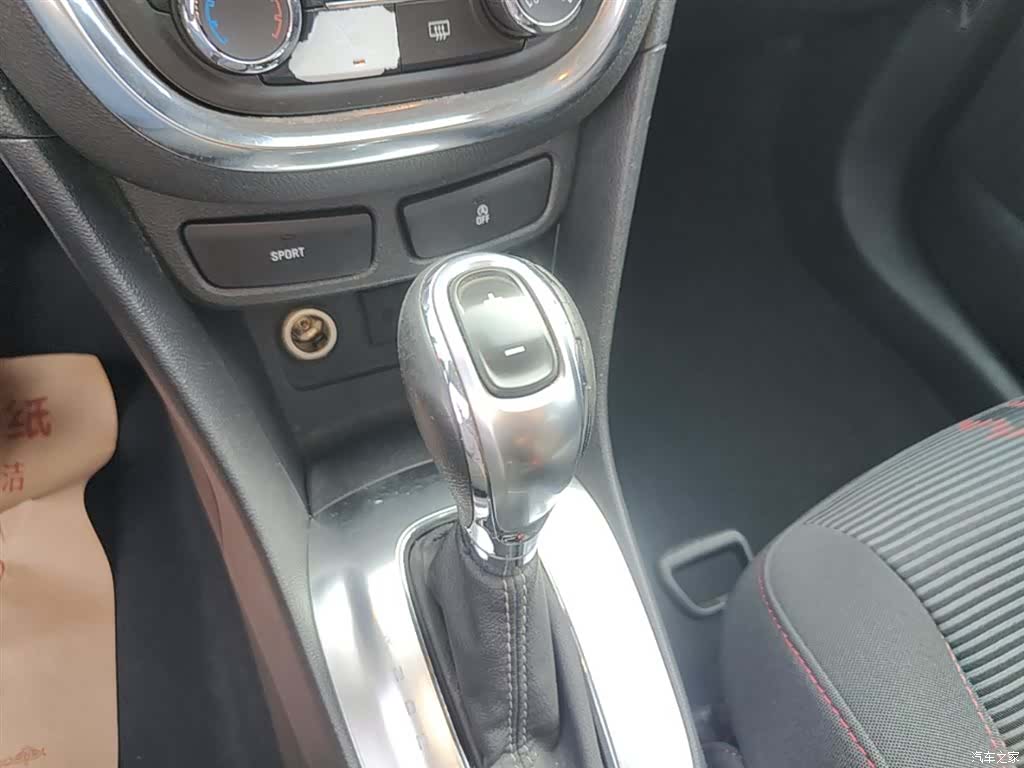 Buick Encore, 2015 14