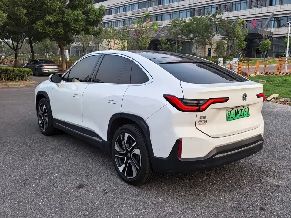 NIO EC6
