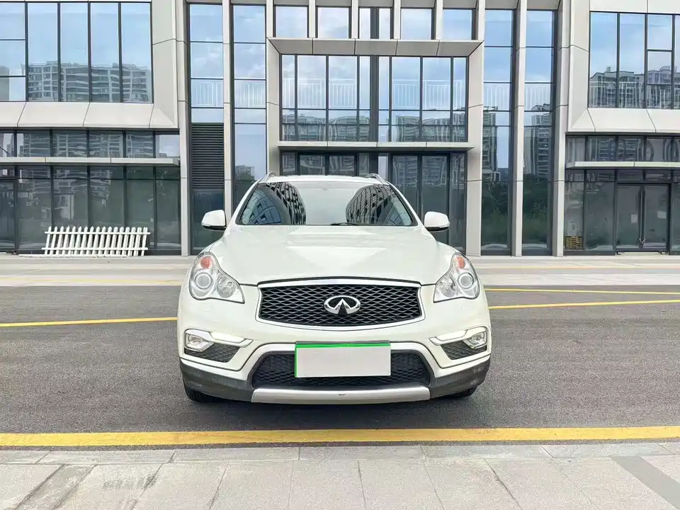 Infiniti QX50