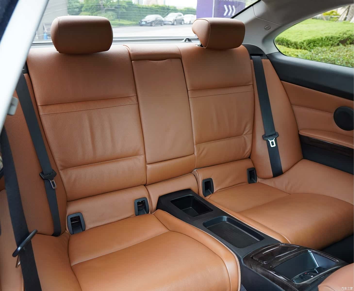 BMW 3 Series, 2011 15