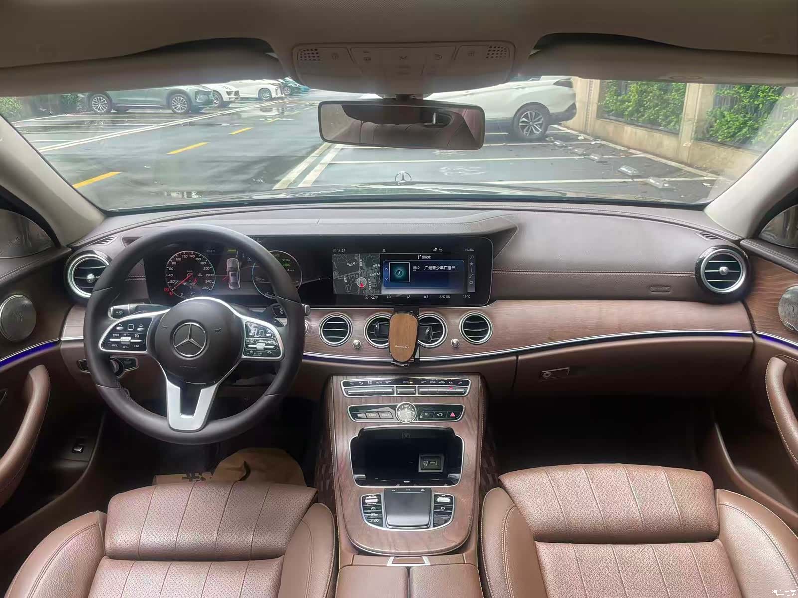 Mercedes-Benz E-Class, 2019 8