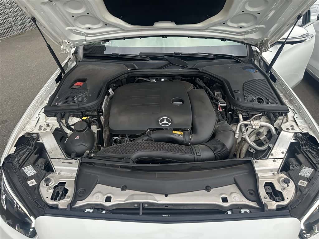 Mercedes-Benz E-Class, 2020 16