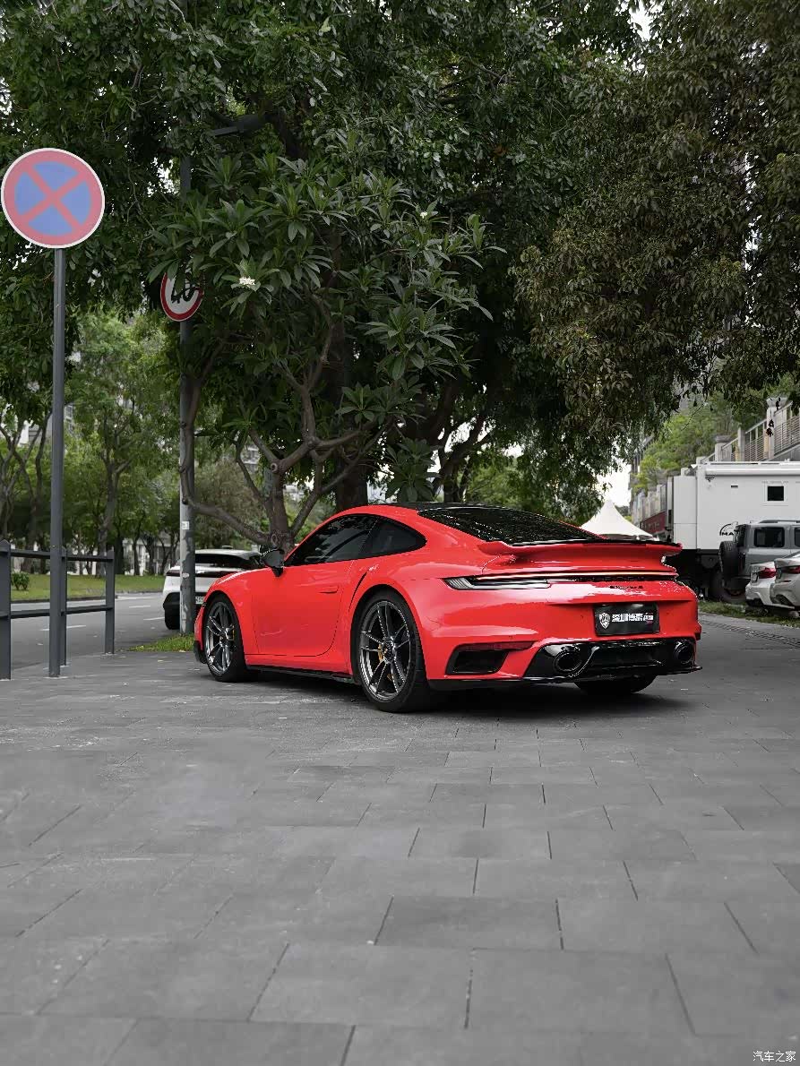 Porsche 911, 2023 10