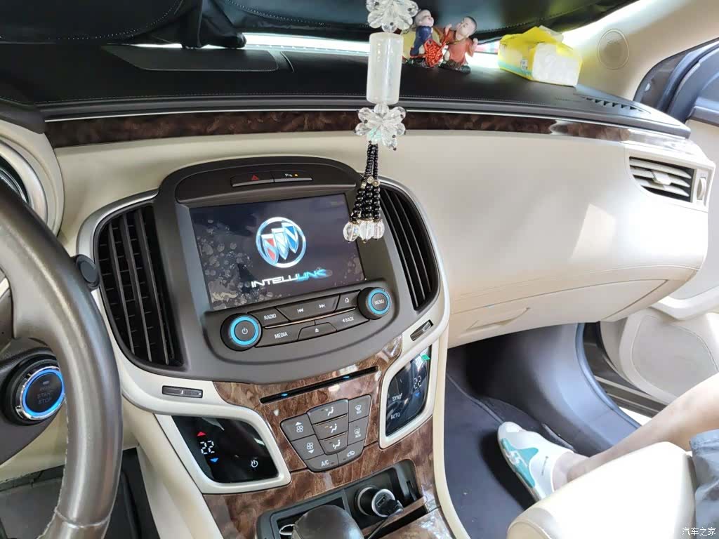 Buick LaCrosse, 2015 14