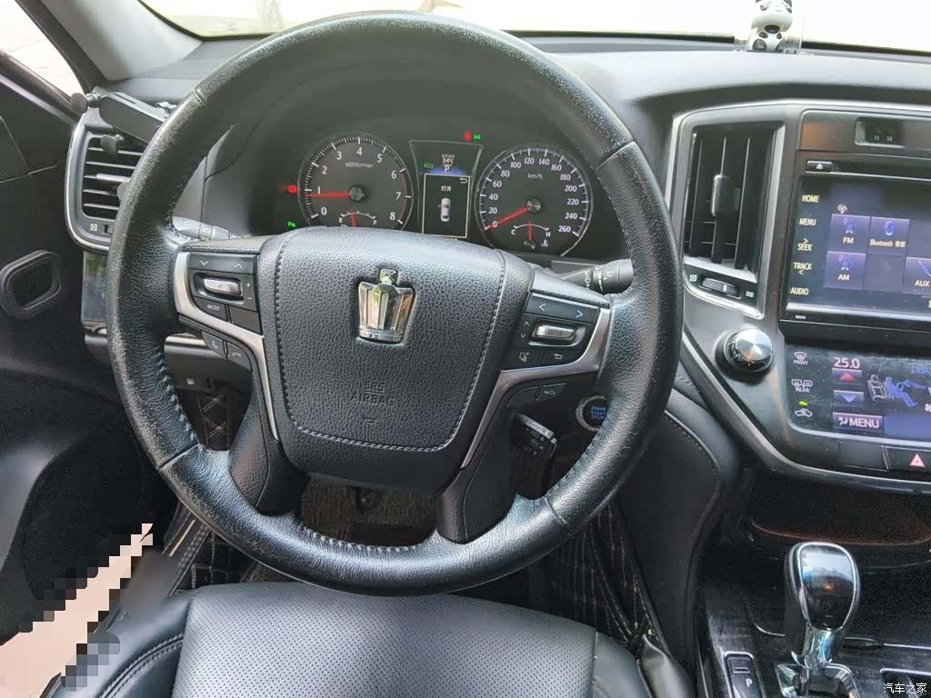 Toyota Crown, 2015 11