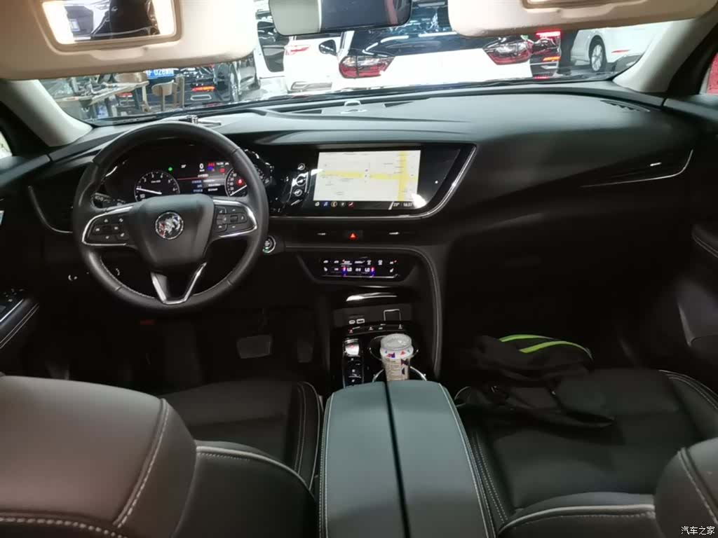 Buick Envision Plus, 2022 10