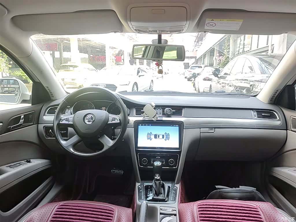 Skoda Superb, 2015 10