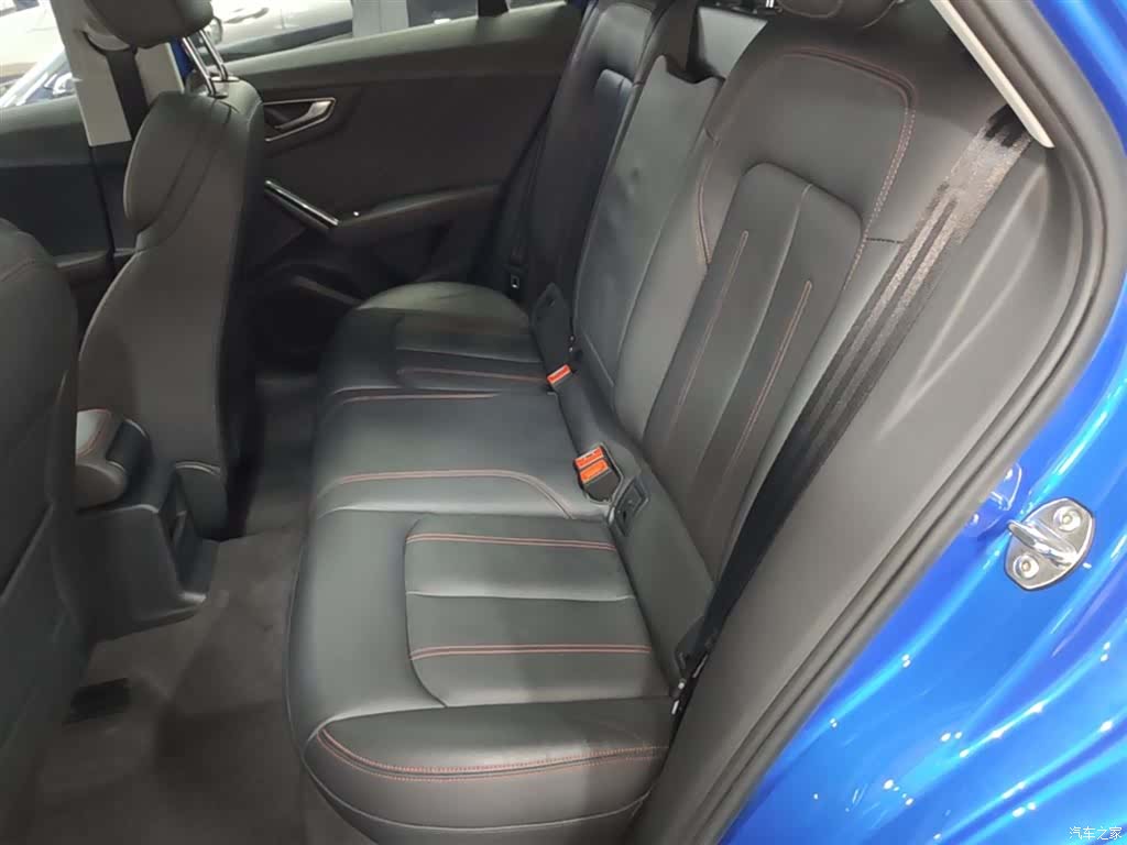 Audi Q2L, 2022 17