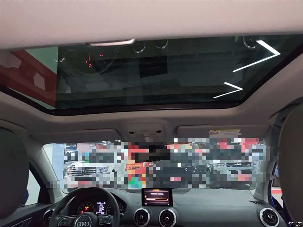 Audi Q2L, 2022 18