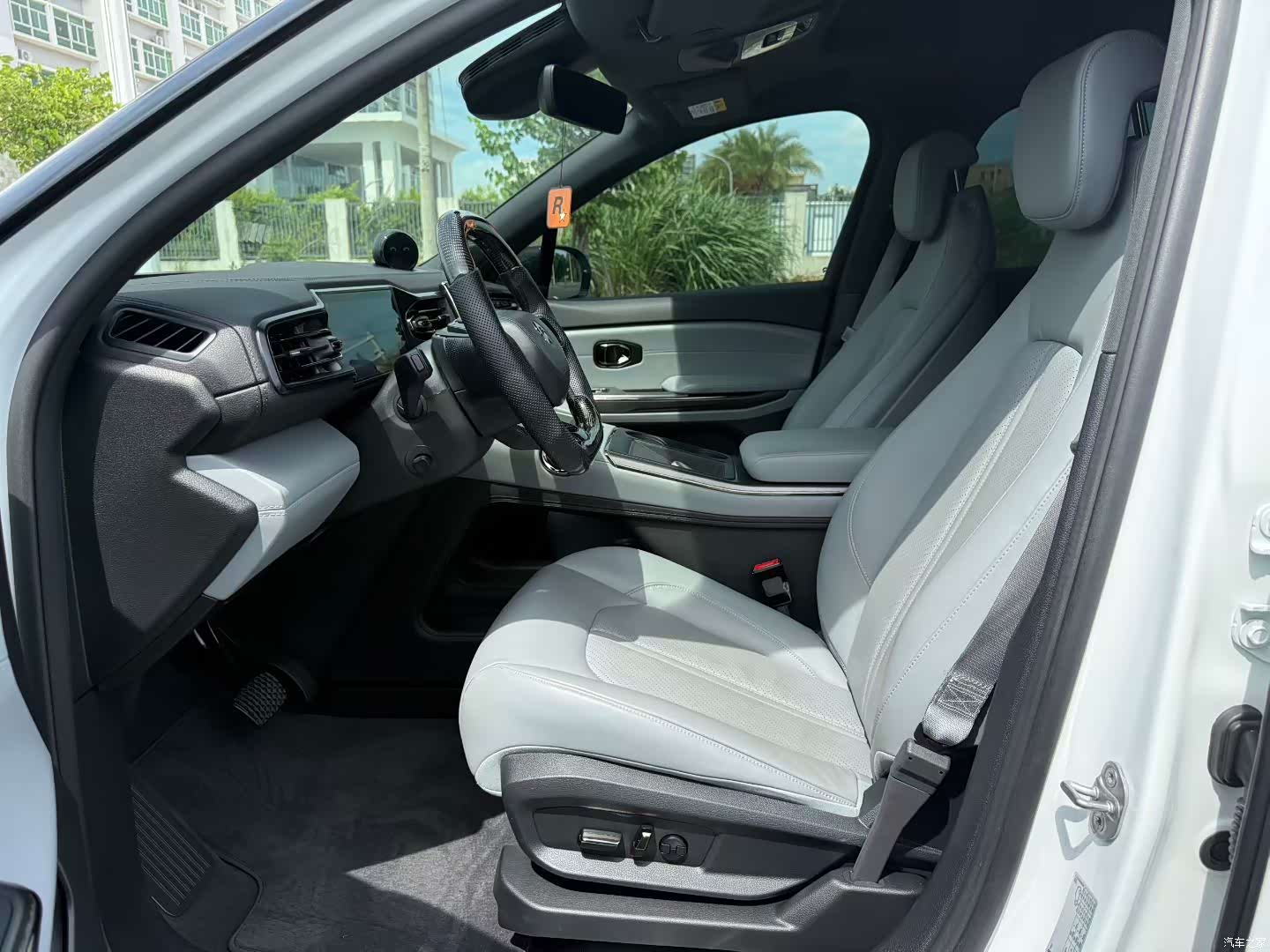 NIO ES6, 2022 9