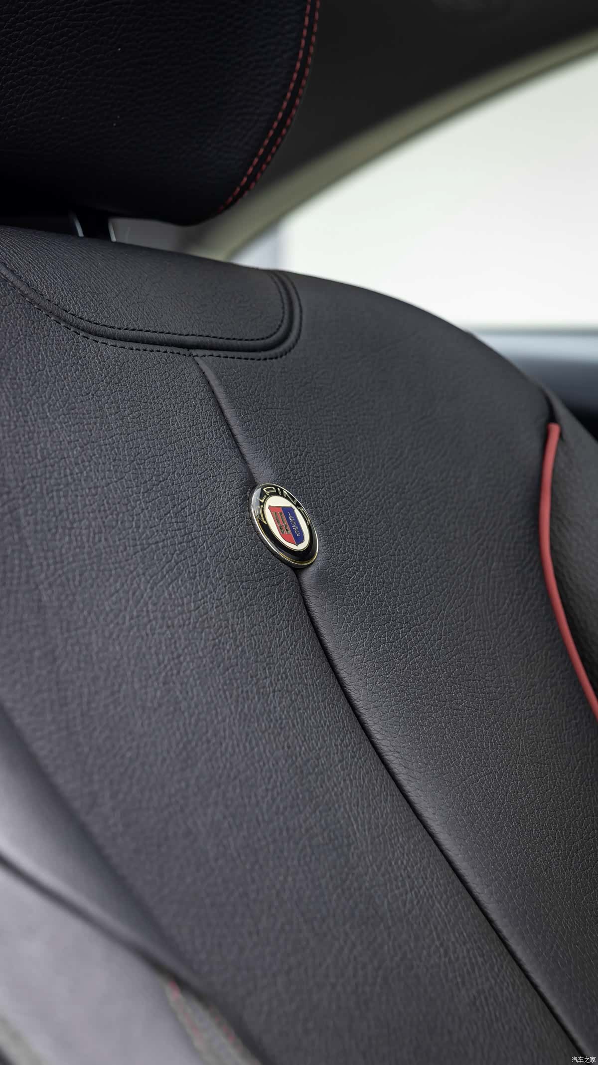 ALPINA B4, 2017 18
