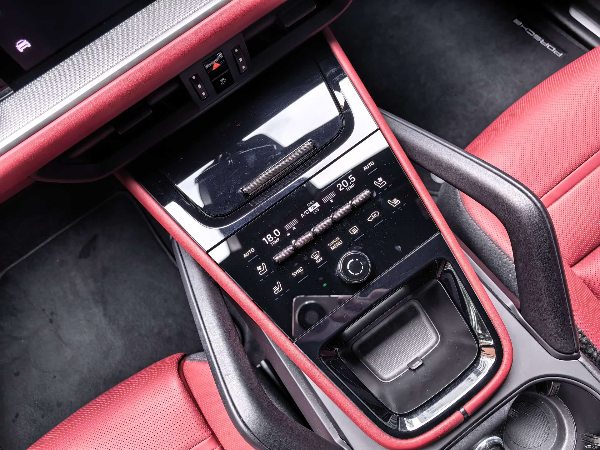 Porsche Cayenne, 2025 15