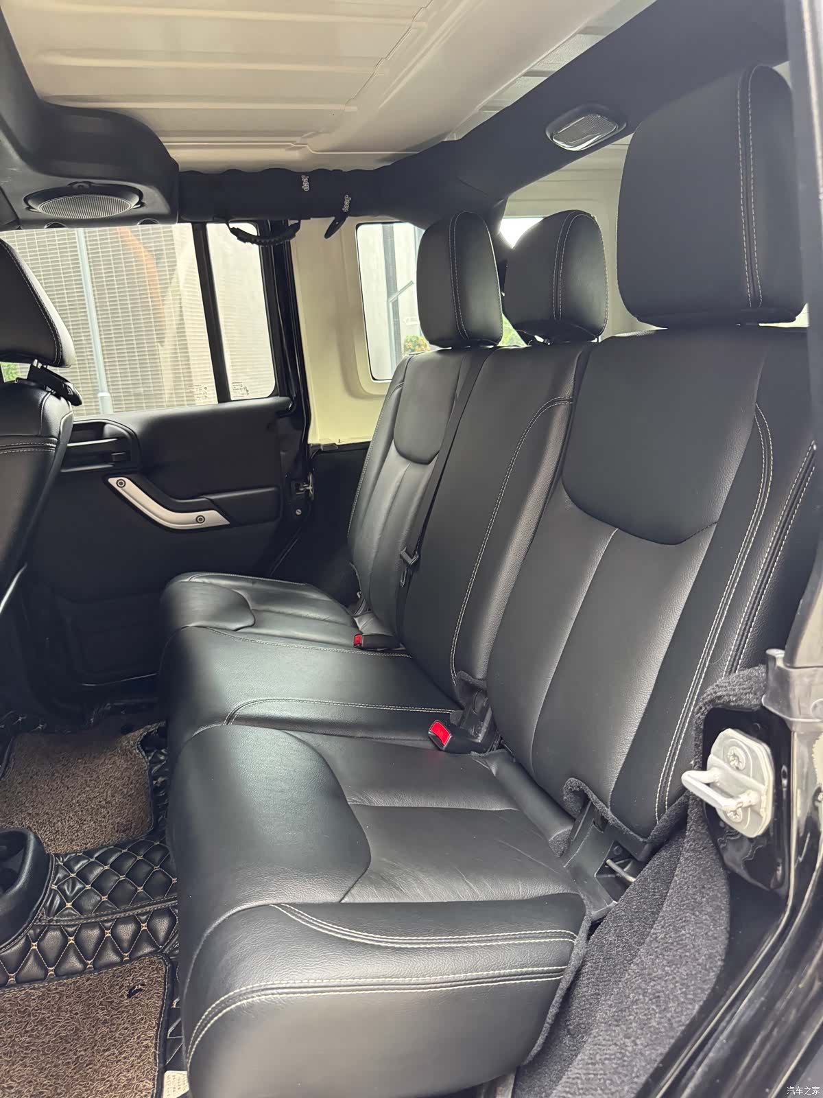 Jeep Wrangler, 2016 12