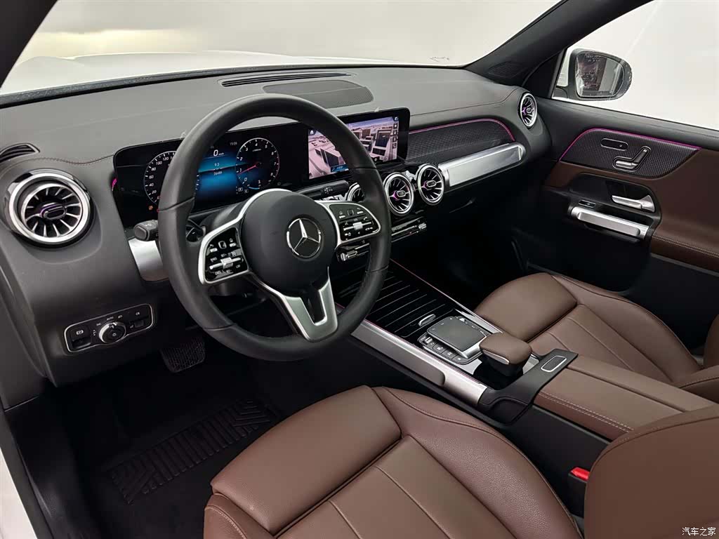 Mercedes-Benz GLB, 2021 16