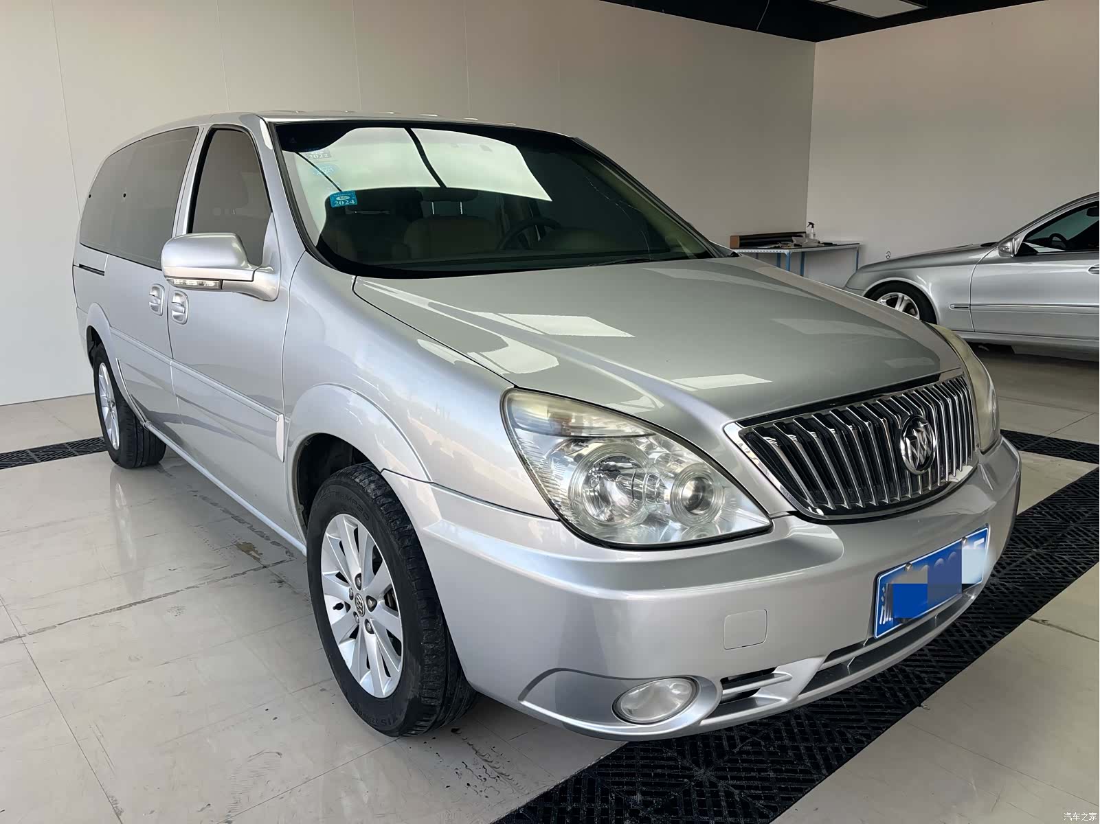 Buick GL8, 2016 2