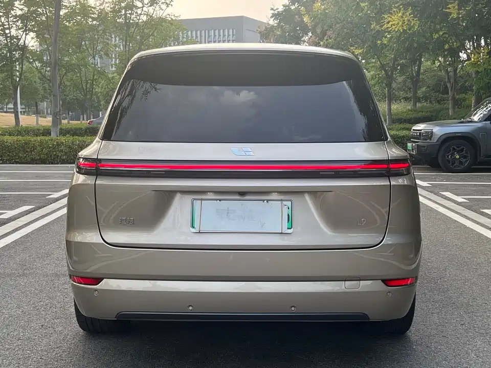 Li Auto Ideal L9