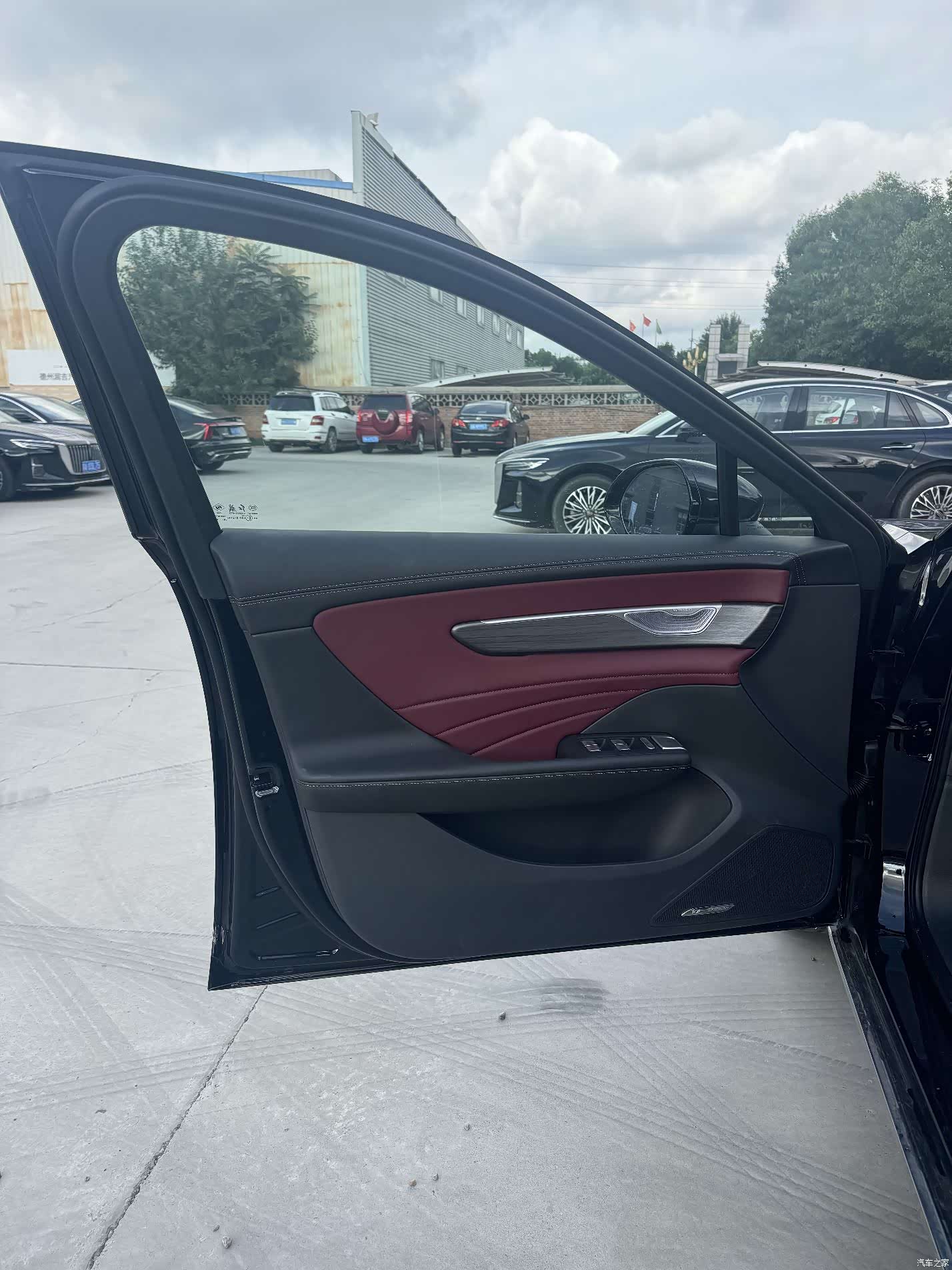 Hongqi H5, 2026 6