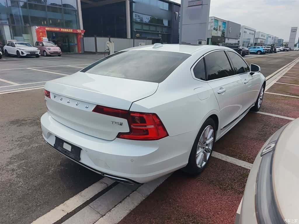 Volvo S90, 2020 7