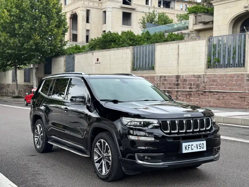 Jeep Grand Commander