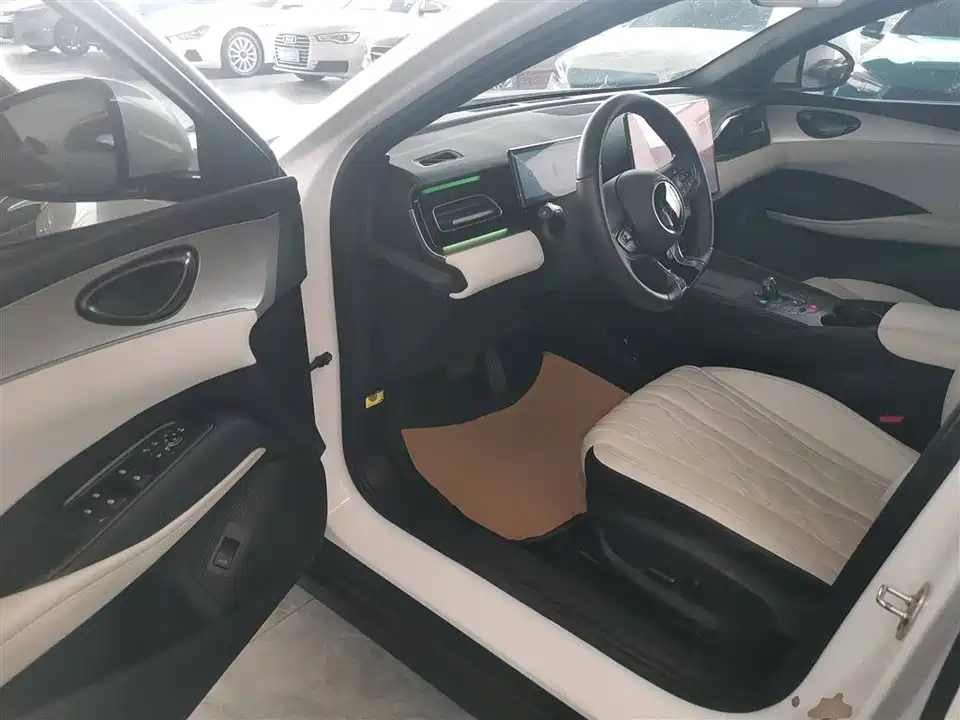 BYD Seal 06