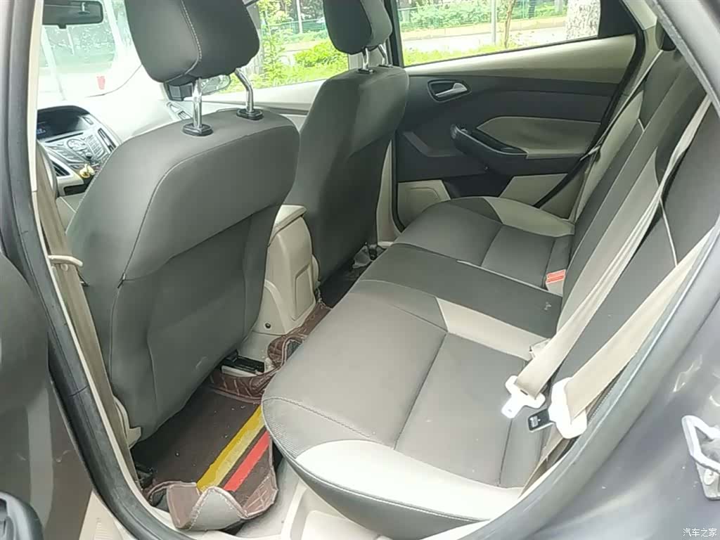 Ford Focus, 2014 17