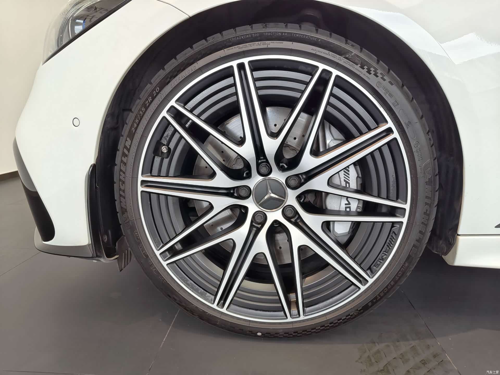 Mercedes-Benz C-Class, 2025 13