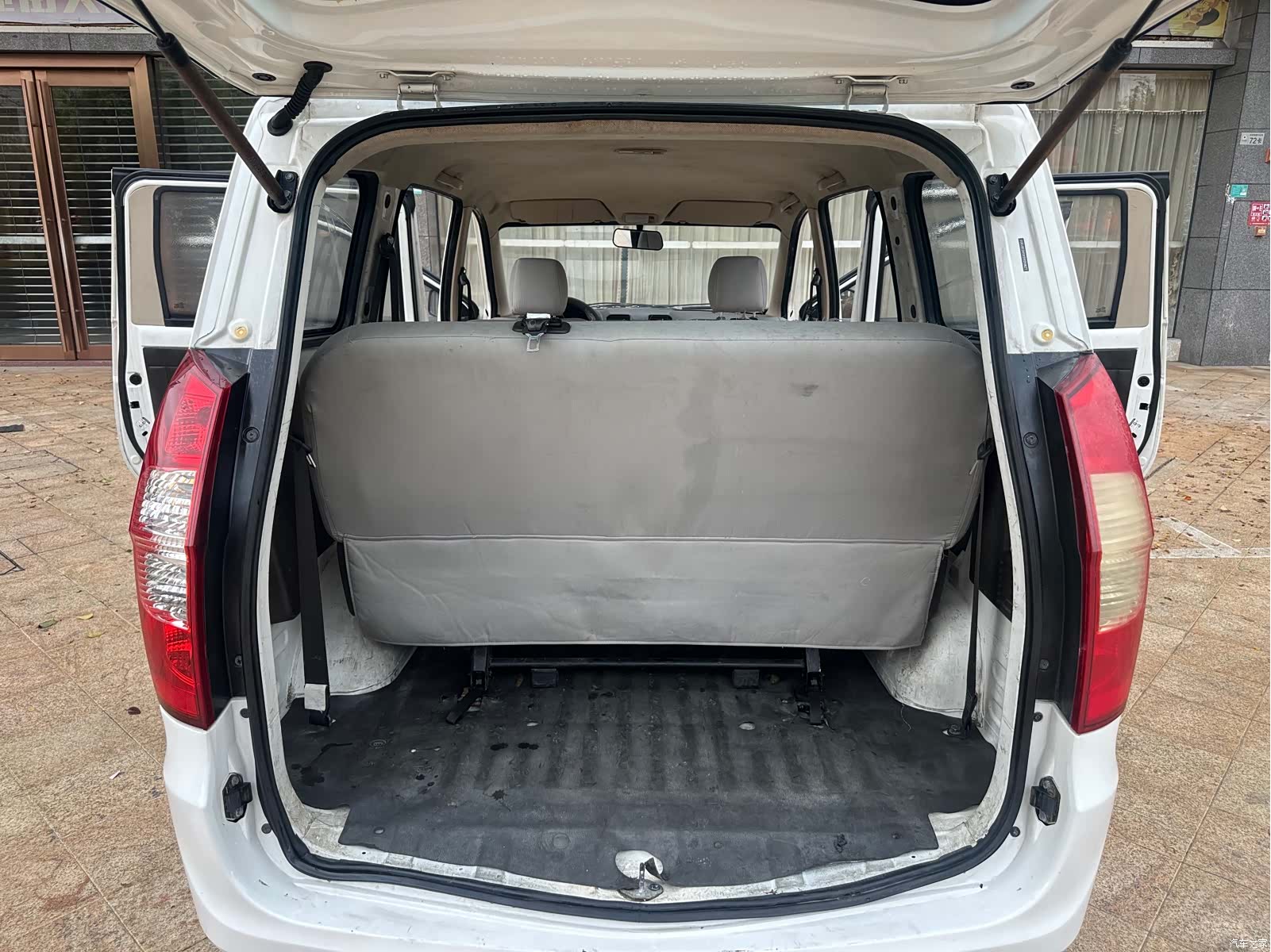 Wuling Hongguang, 2017 6