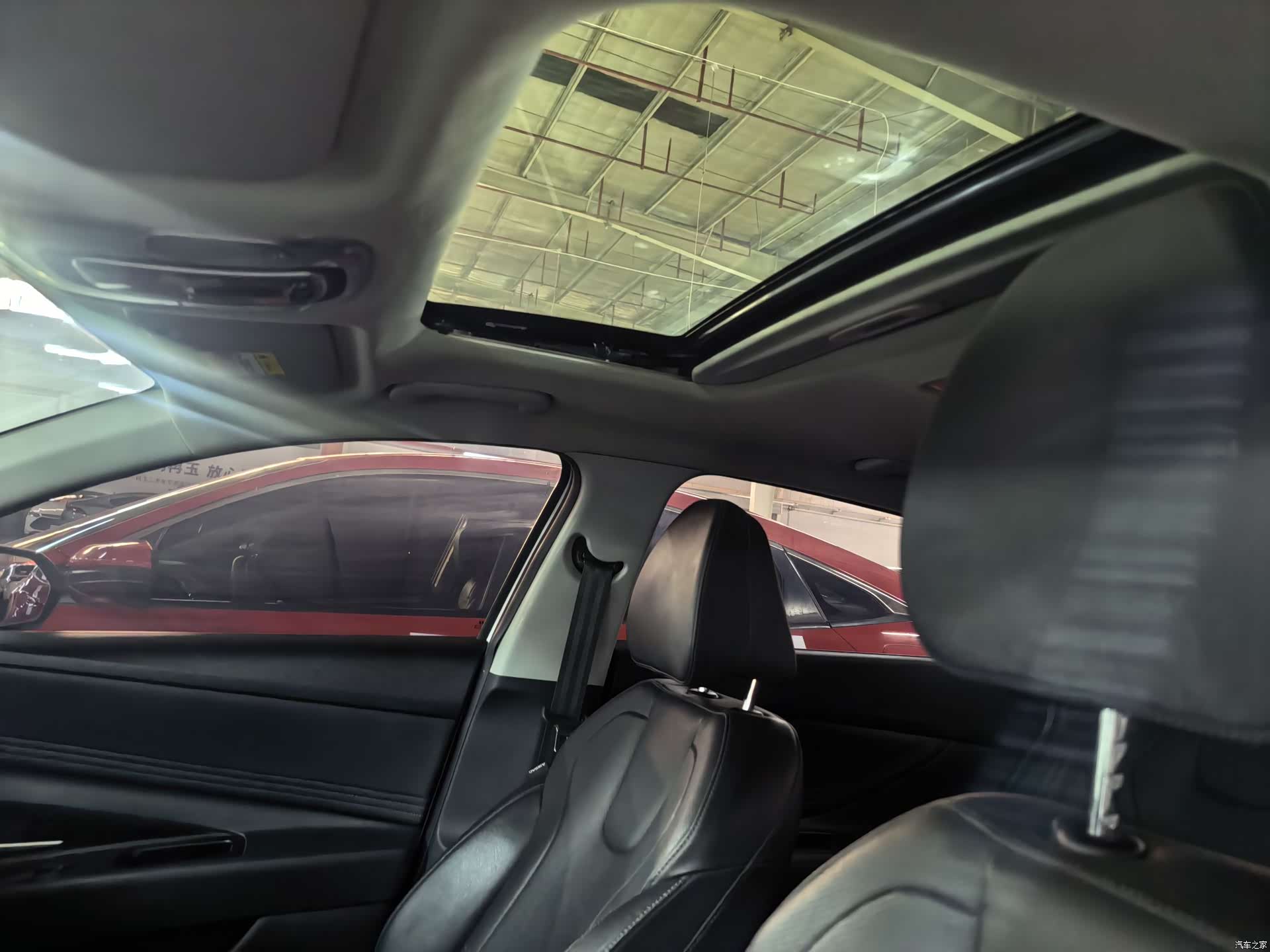 Hyundai Elantra, 2023 11