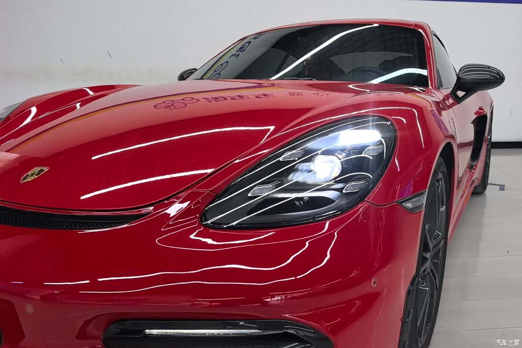 Porsche Cayman, 2020 все фото