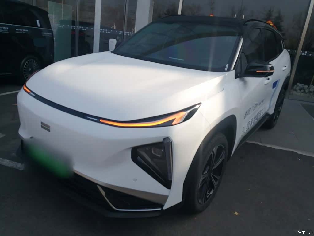 Geely Galaxy L7, 2025 1