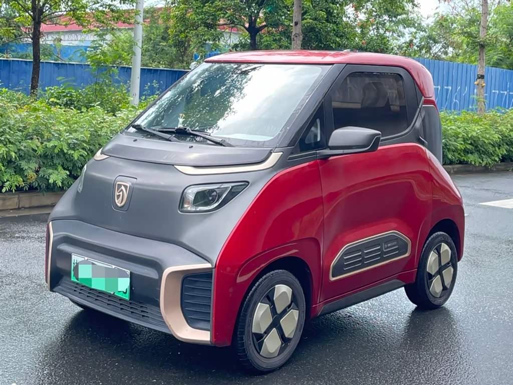Baojun E200