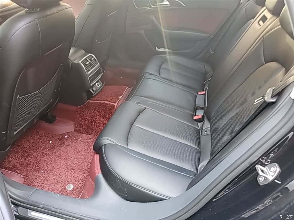 Audi A6L, 2014 17