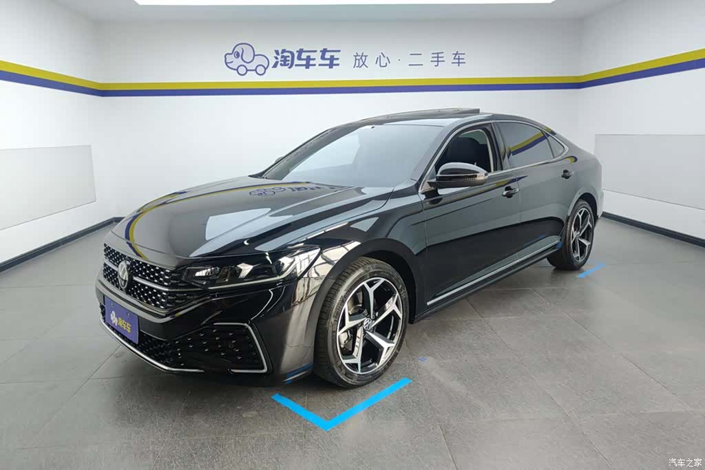 Volkswagen Passat, 2024 1