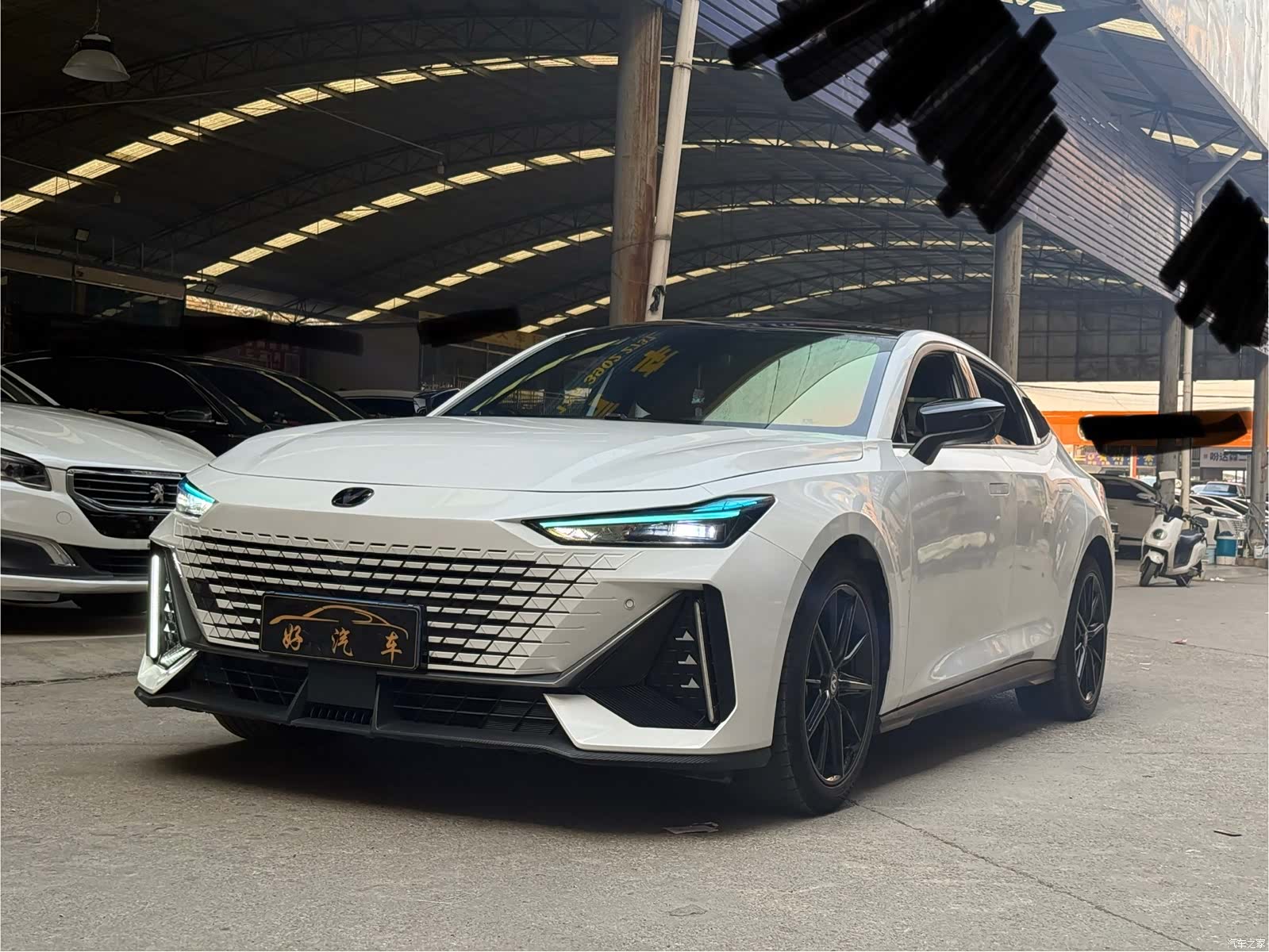 Changan UNI-V, 2022 1