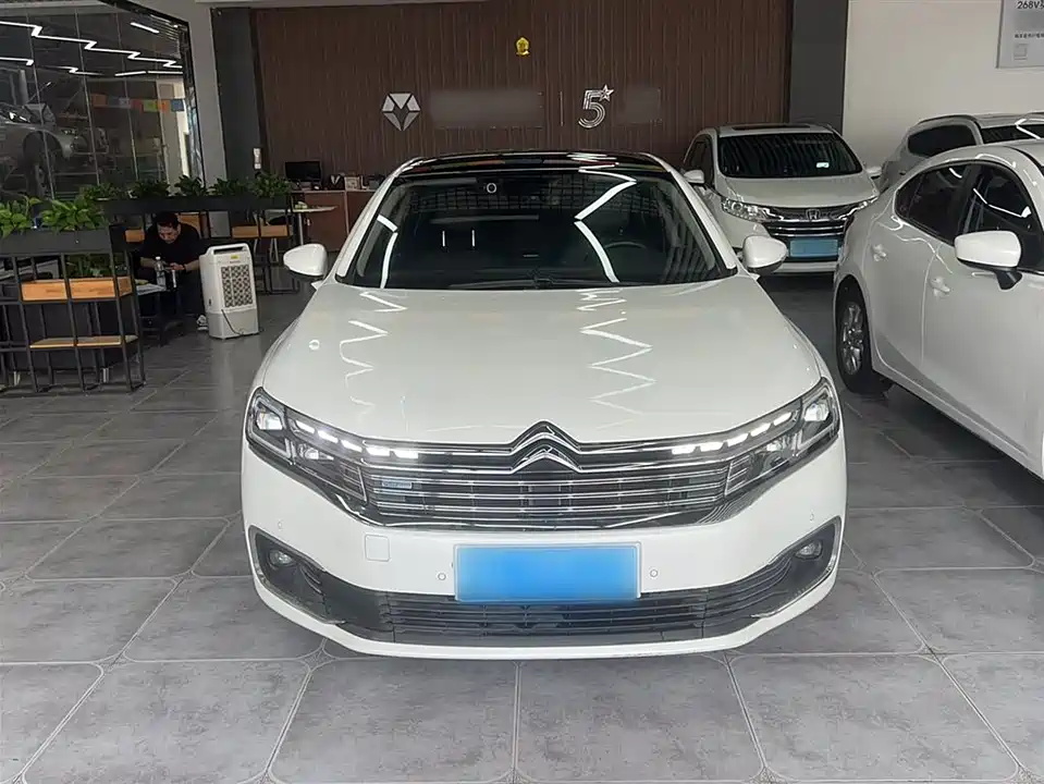 Citroen C6
