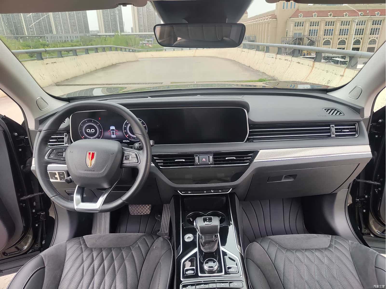 Hongqi HS5, 2022 8