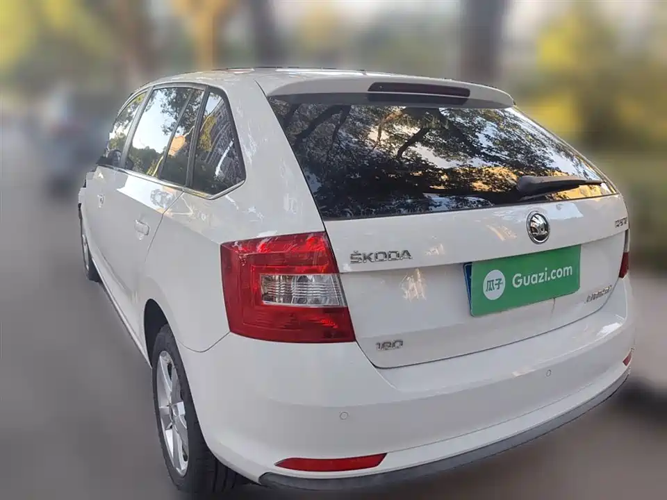 Skoda Xindong