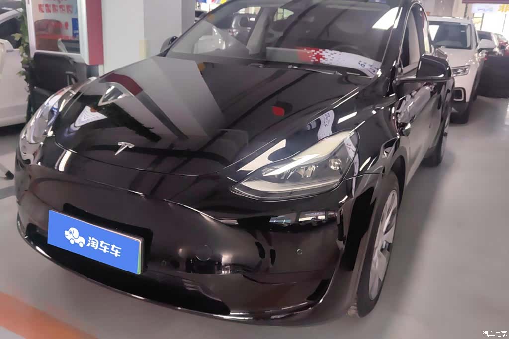 Tesla Model Y, 2022 1
