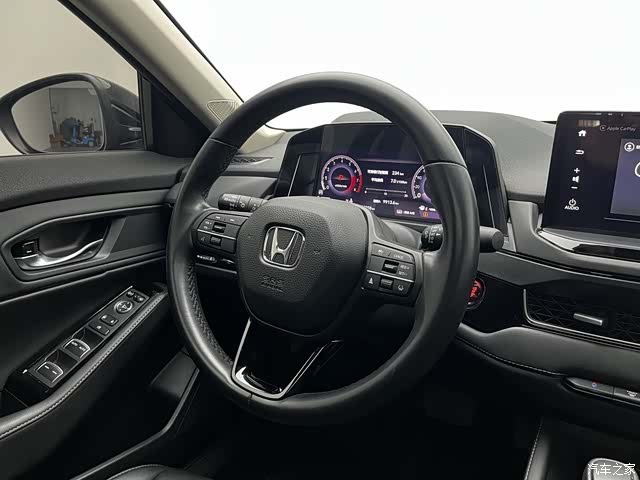 Honda Inspire, 2023 10