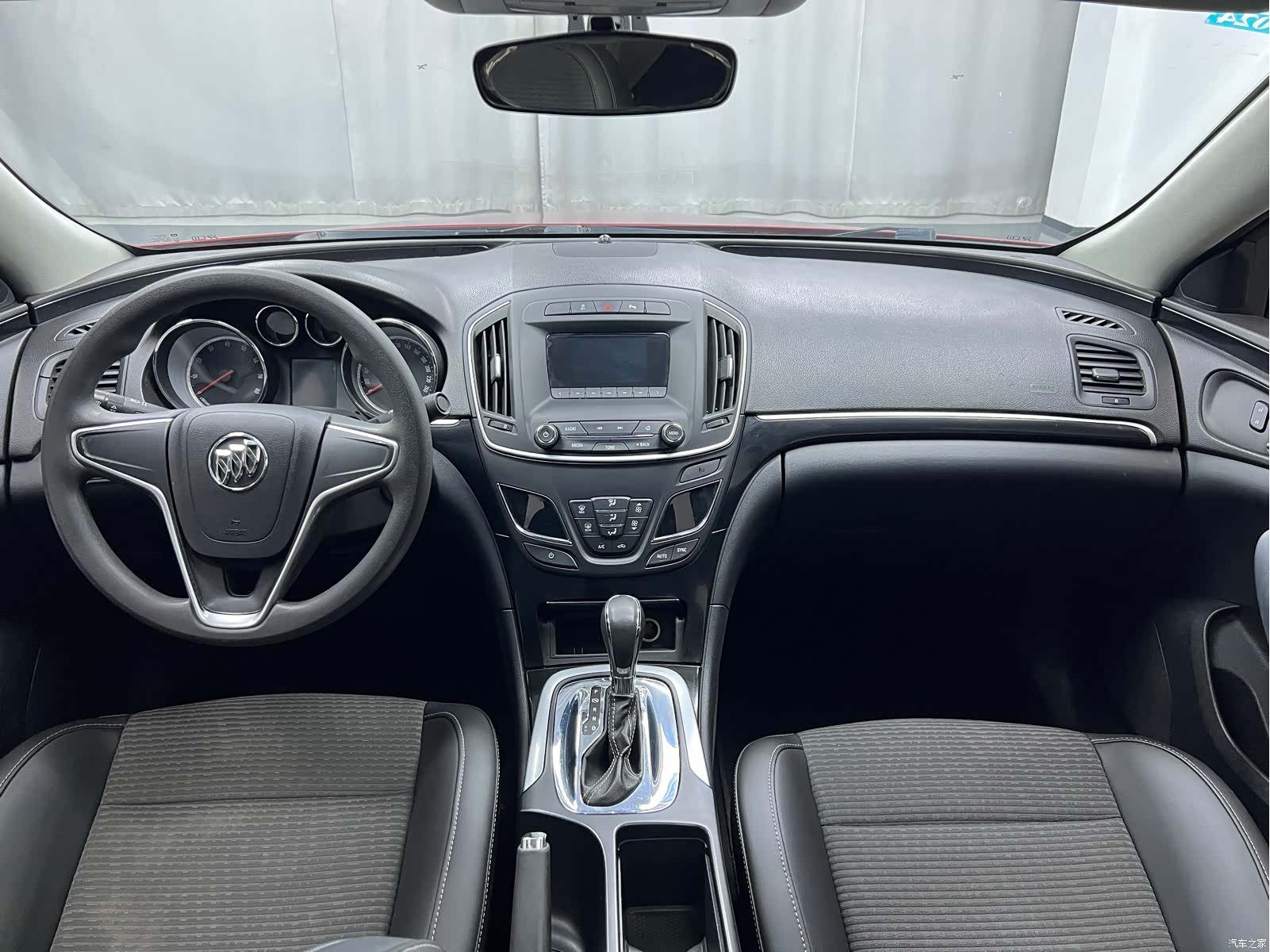 Buick Regal, 2016 все фото