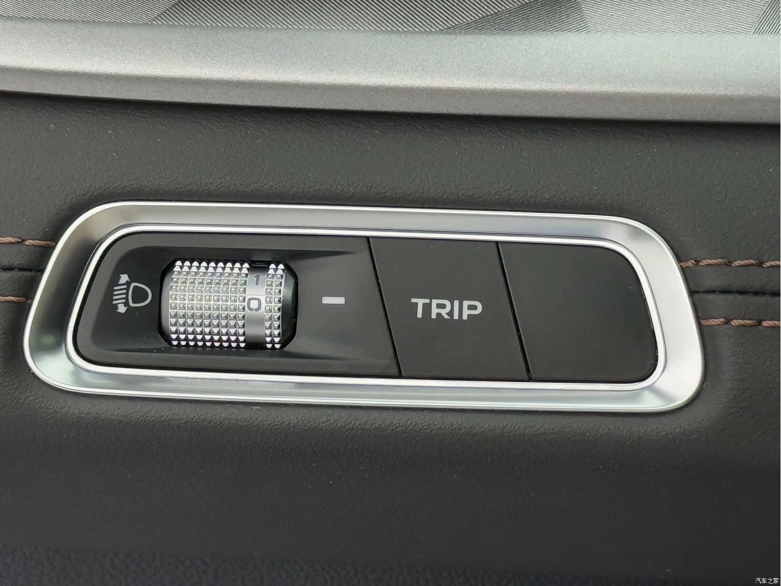 Geely X6, 2021 19