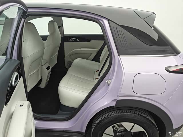 Geely Xingyuan, 2025 6
