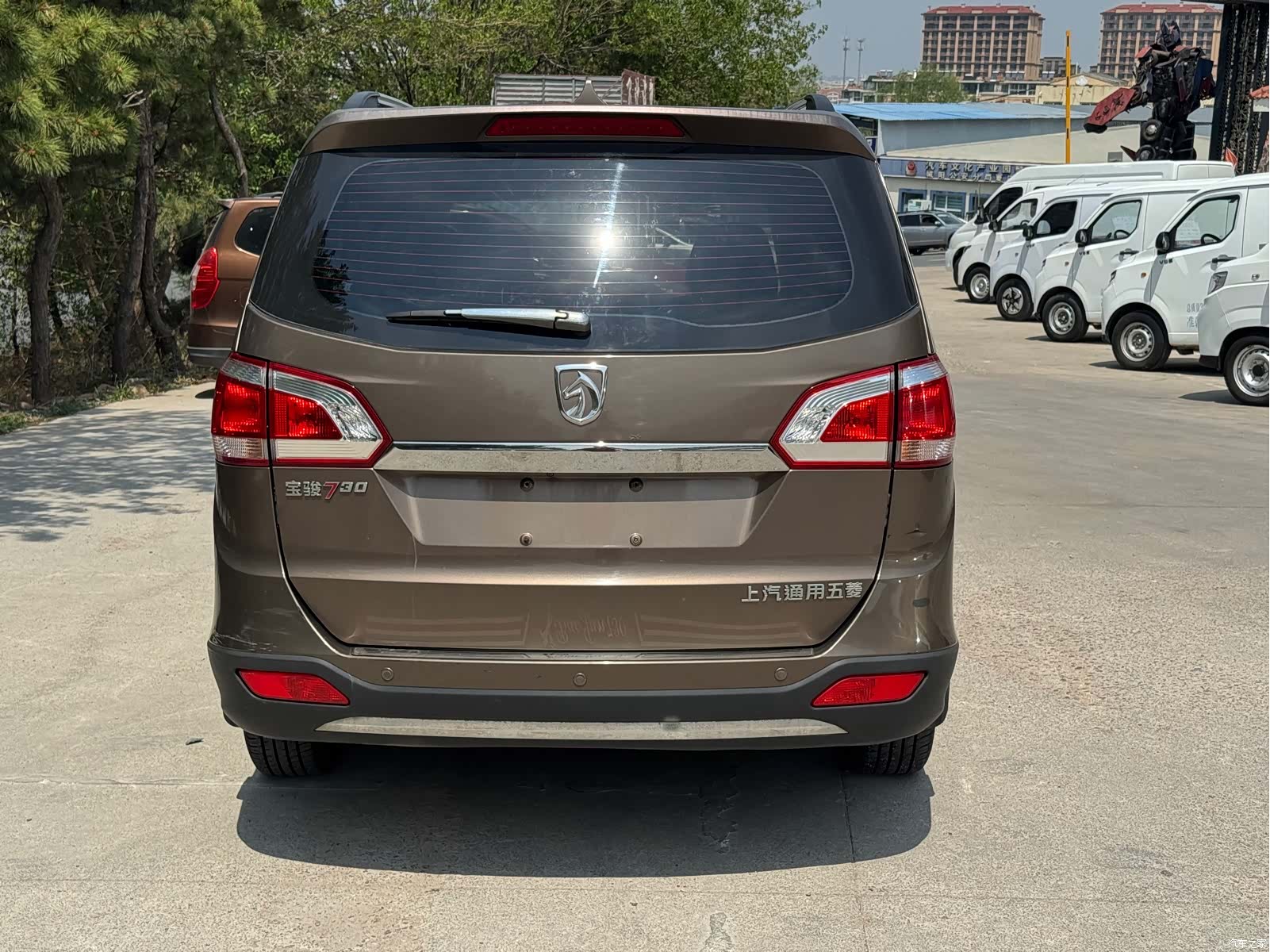Wuling 730, 2015 все фото