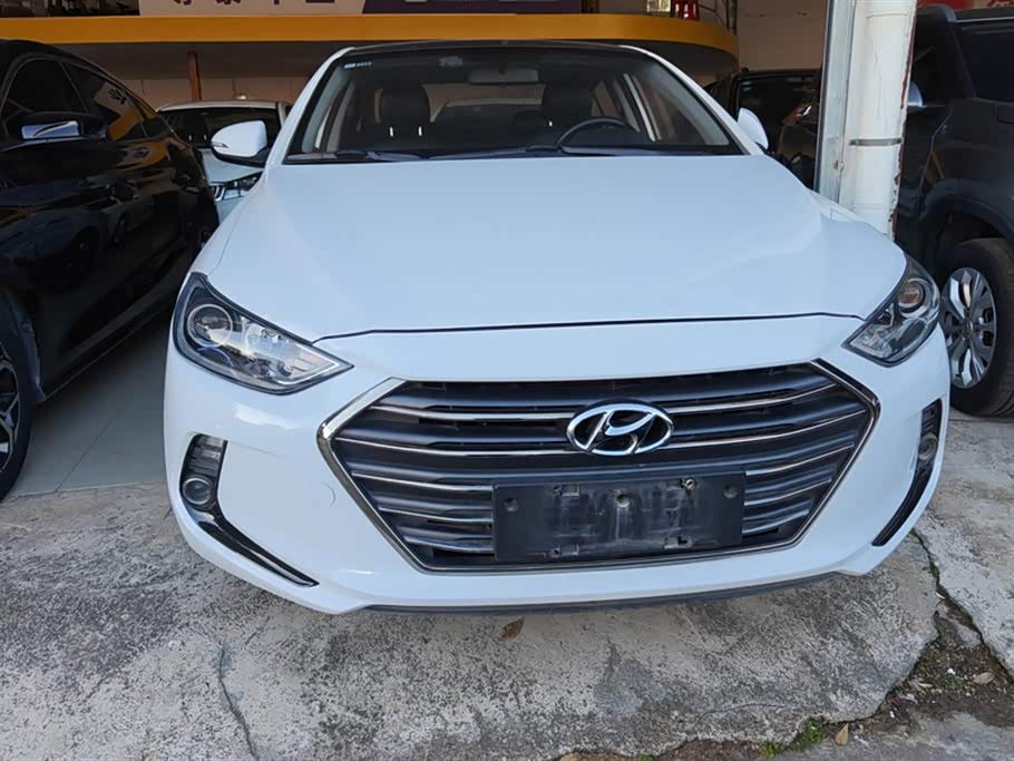 Hyundai Lead