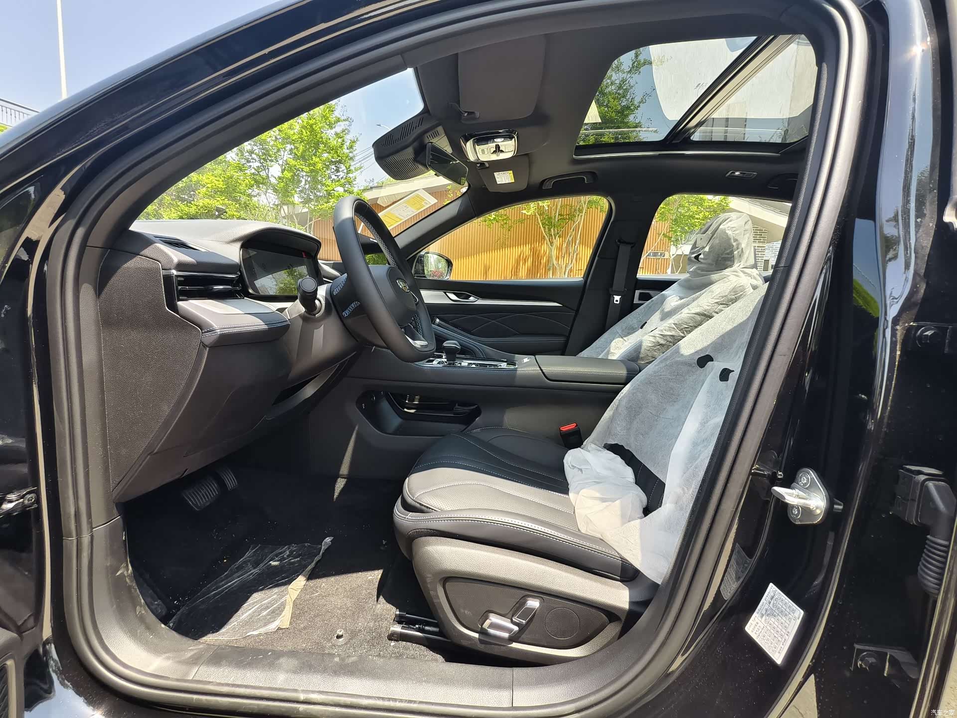 Geely Preface, 2025 9