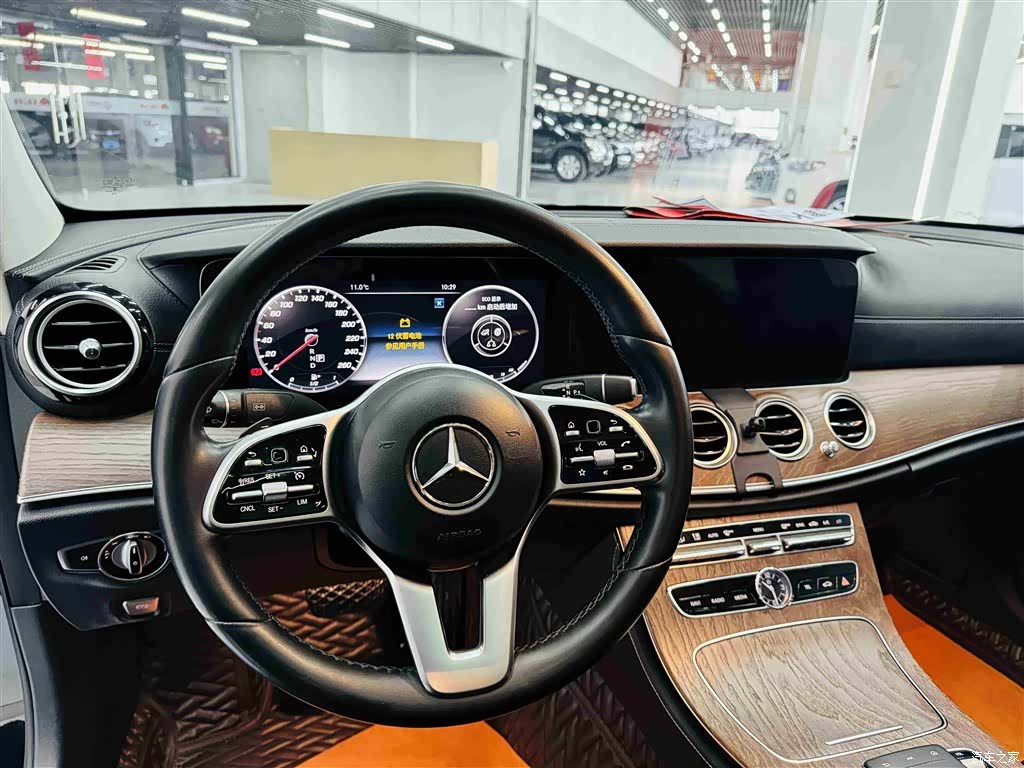 Mercedes-Benz E-Class, 2019 17