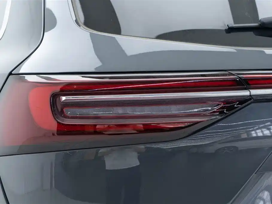 AITO Ask the world M7