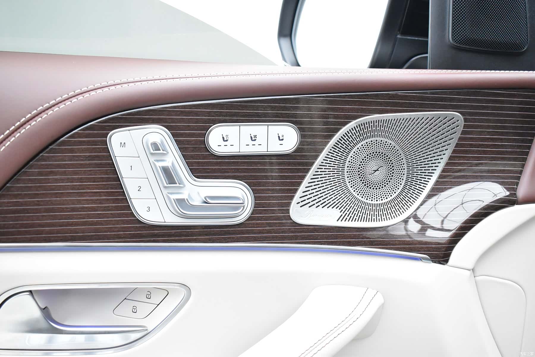 Maybach GLS, 2022 16