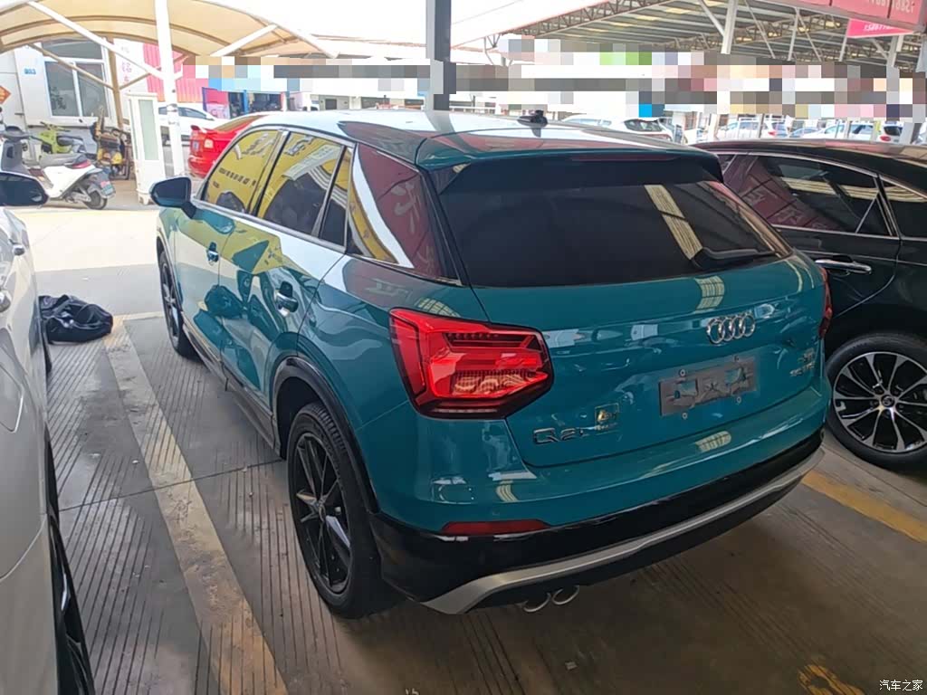 Audi Q2L, 2020 все фото
