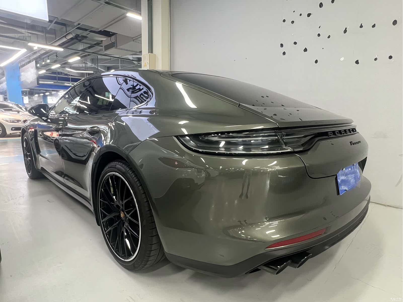 Porsche Panamera, 2023 9
